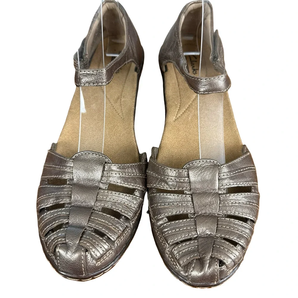 Clarks Wendy Suite Metallic Bronze Leather Ankle Strap Low Heels Shoes Sandals 9
